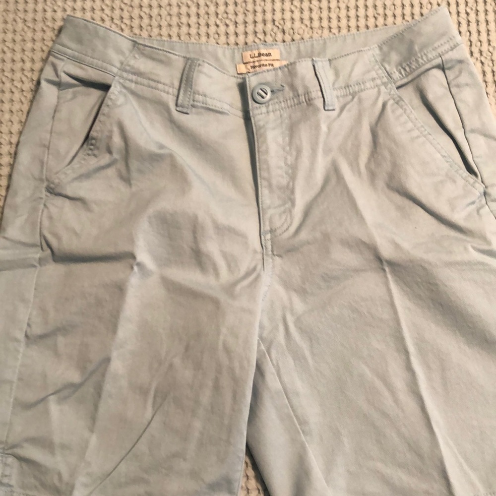 Ladies LL Bean Favorite Fit lake blue twill shorts